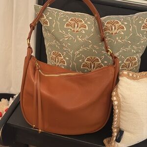 Leather Hobo Shoulder Bag in Cognac Brown
